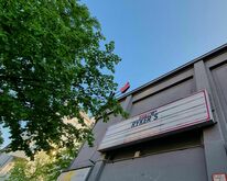 Ryker's / Arrow Minds / Scheisse Minelli on May 2, 2022 [042-small]