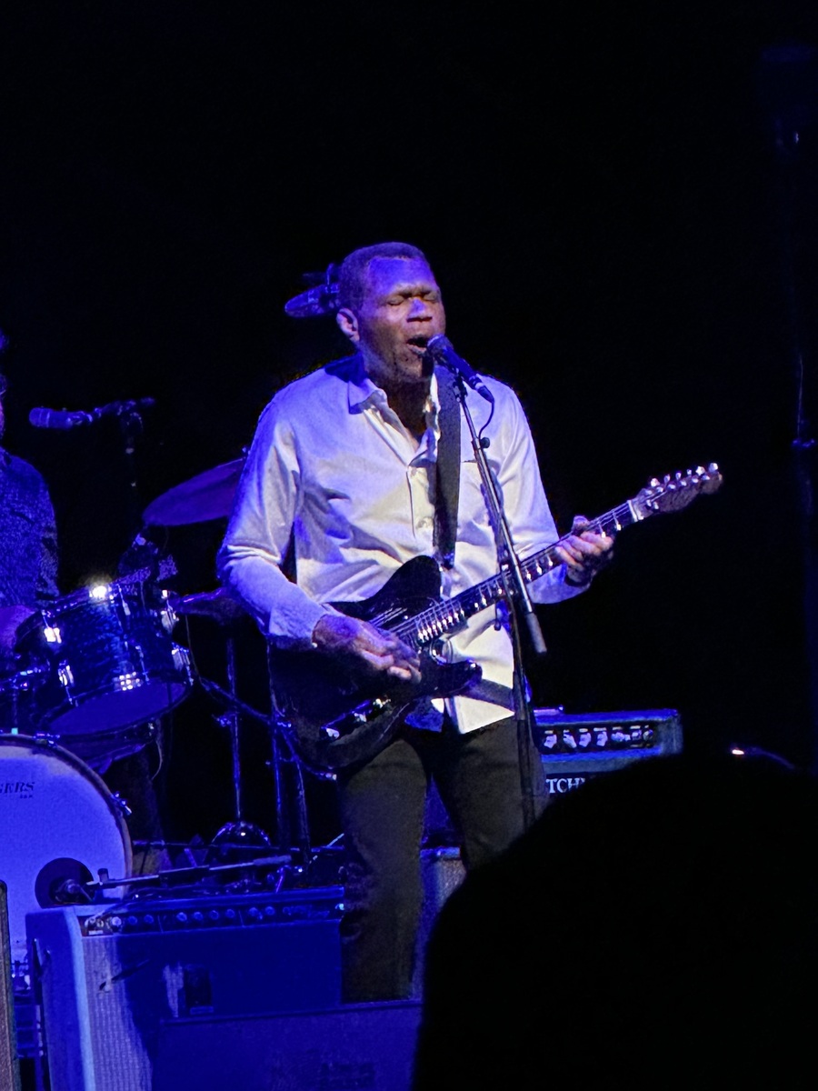 The Robert Cray Band Concert & Tour History (Updated for 2024 ...