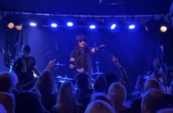 Pretty Boy Floyd / Razorbats on Aug 18, 2022 [671-small]