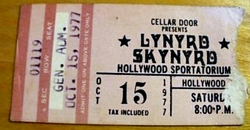 Lynyrd Skynyrd on Oct 15, 1977 [980-small]
