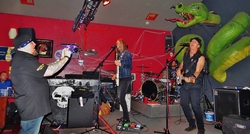 Stoney Curtis Band on Oct 5, 2019 [089-small]