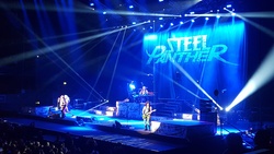 Steel Panther / Buckcherry / Bowling for Soup on Oct 15, 2016 [804-small]