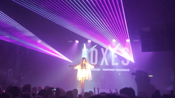 Foxes / Izzy Bizu on Oct 27, 2015 [979-small]