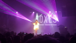Foxes / Izzy Bizu on Oct 27, 2015 [983-small]