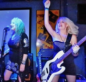 Roni Lee on Dec 31, 2017 [595-small]