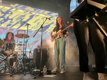 Alvvays / Slow Pulp on Nov 17, 2022 [997-small]