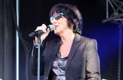 Carole Pope of Rough Trade, Rock n Roar / Carole Pope / Saga / 54-40 / Brighton Rock / Sass Jordan / Platinum Blonde on Aug 14, 2015 [384-small]