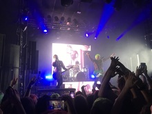 Waterparks / De'Wayne on Feb 1, 2020 [876-small]
