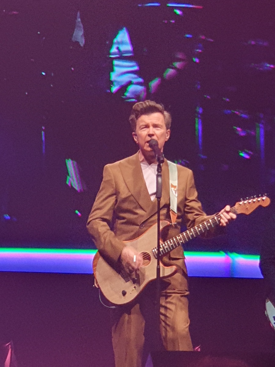 Belinda Carlisle Concert & Tour History (Updated for 2024) Concert