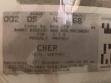 Cher on Oct 16, 1990 [346-small]