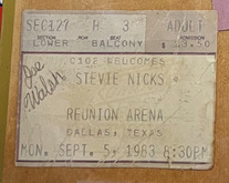 Stevie Nicks / Joe Walsh on Sep 5, 1983 [350-small]
