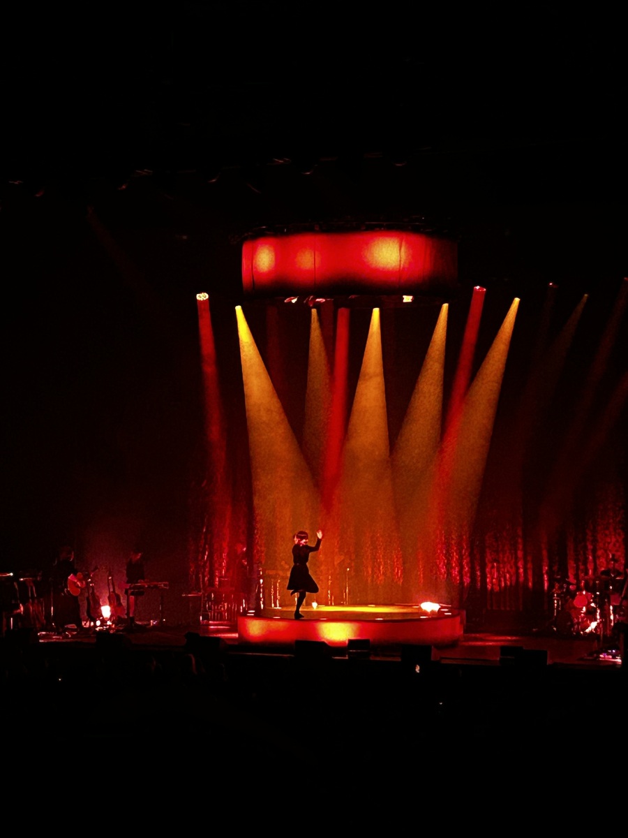 Feb 26, 2024: Mitski / Sunny War at King's Theatre New York, New York ...