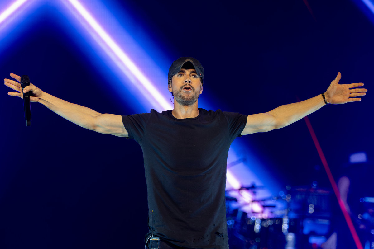  Concert Illustration 