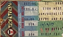 AC/DC / Pat Travers on Oct 19, 1979 [747-small]