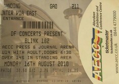 Twin Atlantic / Blink-182 on Aug 16, 2010 [015-small]