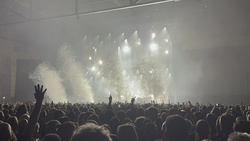 Editors / Wings of Desire on Mar 5, 2024 [826-small]