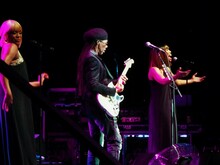 Nile Rodgers on Dec 5, 2018 [382-small]