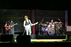 Buddy Guy / Jeff Beck / Jimmy Hall on Aug 7, 2016 [290-small]