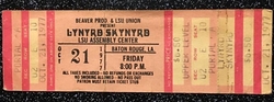 Lynyrd Skynyrd on Oct 21, 1977 [393-small]
