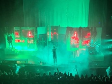 Waterparks / Loveless / poptropicaslutz! on Mar 5, 2024 [985-small]