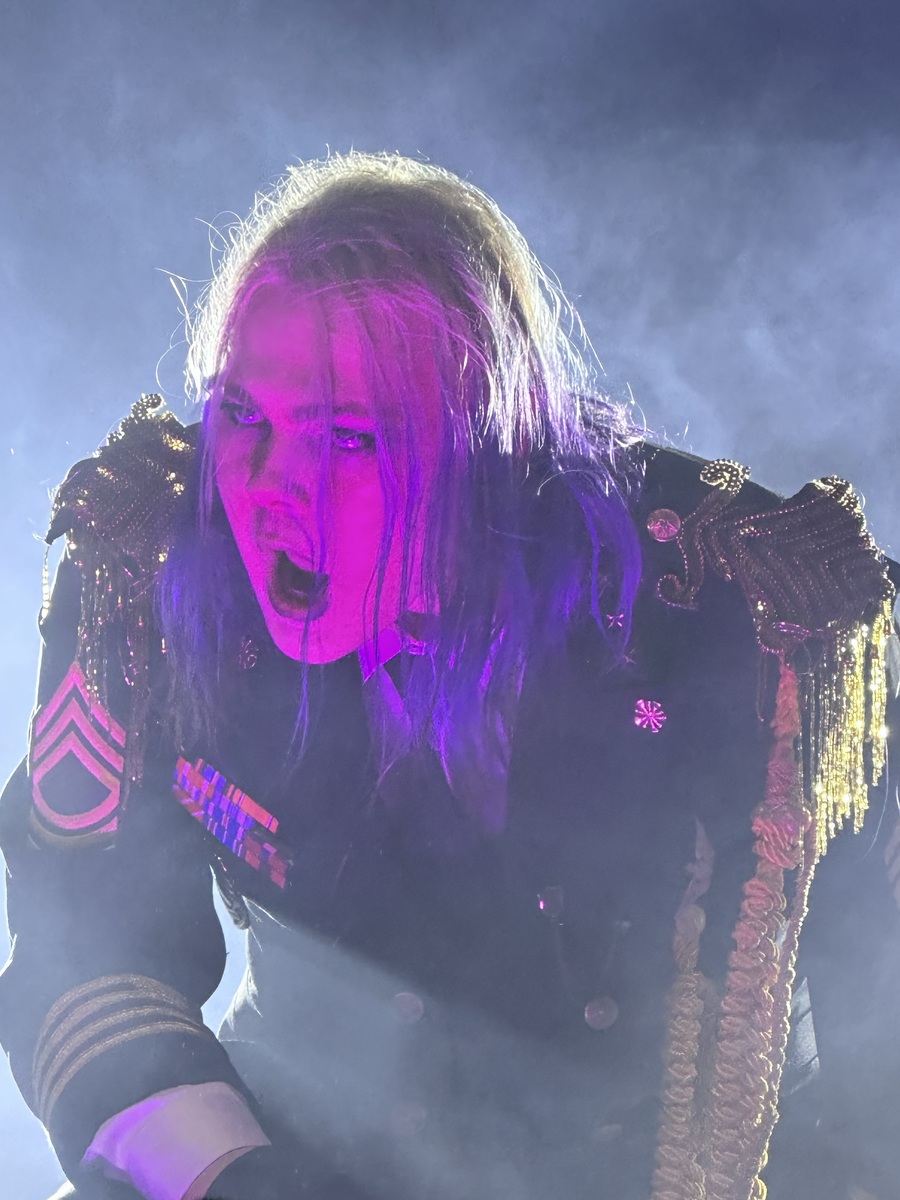 Kim Dracula Concert & Tour History (Updated for 2024) Concert Archives