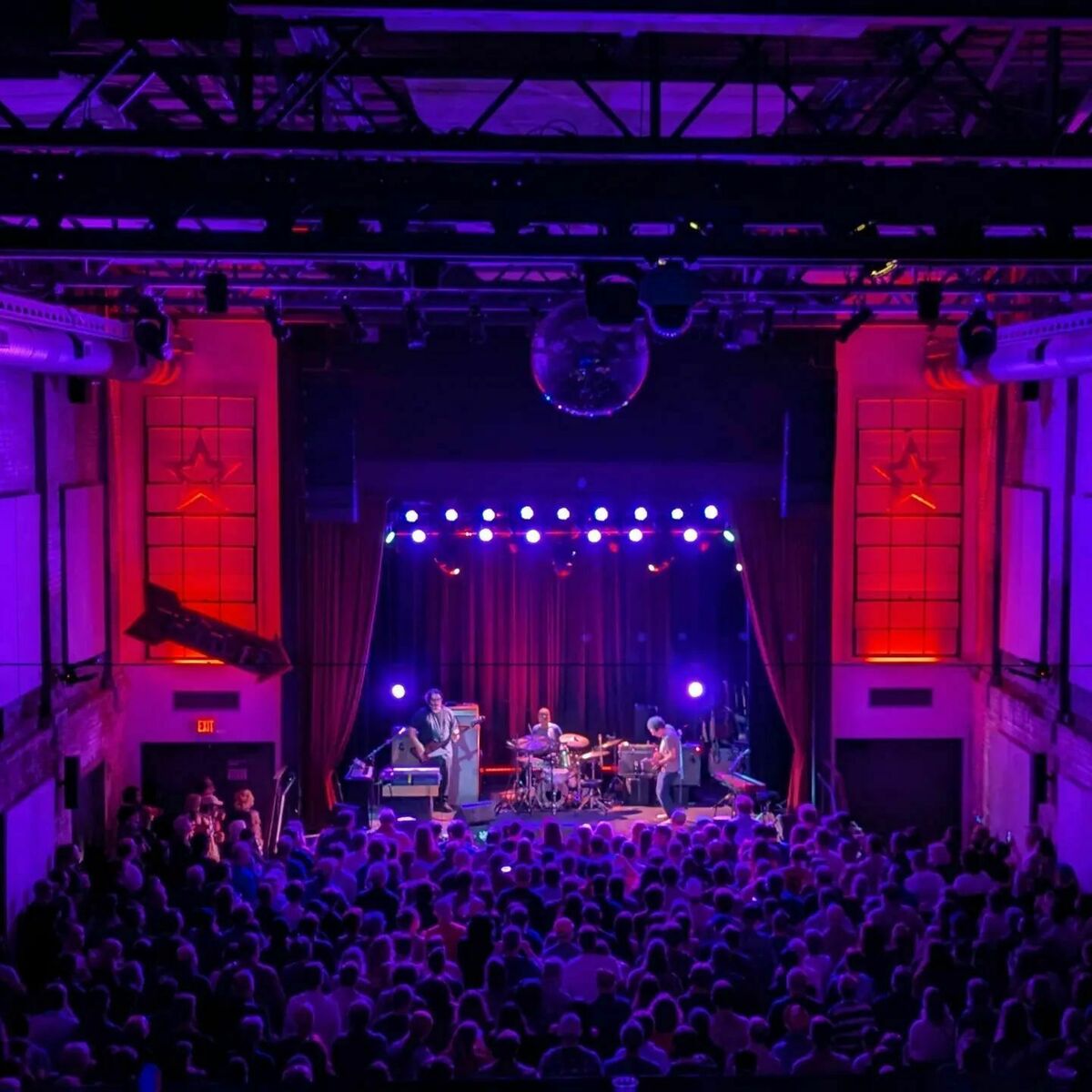 Yo La Tengo Concert & Tour History Concert Archives