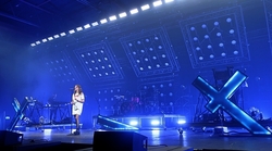 CHVRCHES / Let's Eat Grandma on Feb 15, 2019 [628-small]