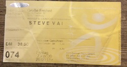 Steve Vai on Apr 7, 2000 [518-small]