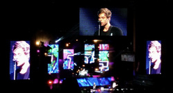 ONE OK ROCK / Hey Violet / 5 Seconds of Summer on Jul 9, 2016 [909-small]
