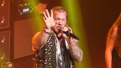 Fozzy on May 16, 2019 [644-small]