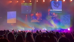 Louis Tomlinson / The Academic / Rachel Chinouriri on Nov 10, 2023 [960-small]