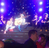 One Direction on May 8, 2014 [130-small]