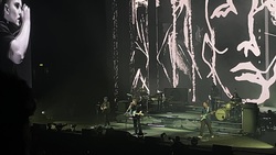 Sam Fender / Goat Girl on Apr 2, 2022 [650-small]