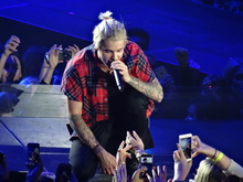 Justin Bieber / Corey Harper / Moxie Raia on Mar 11, 2016 [463-small]
