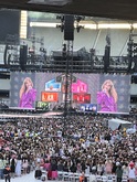 Taylor Swift / Sabrina Carpenter on Feb 18, 2024 [622-small]