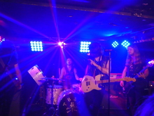 Tyler Bryant & the Shakedown on Jun 25, 2018 [955-small]
