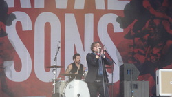 Greg Allman / Rival Sons / Seasick Steve / The Quireboys / The Aaron Keylock Band / The Temperance Movement on Jul 26, 2015 [002-small]