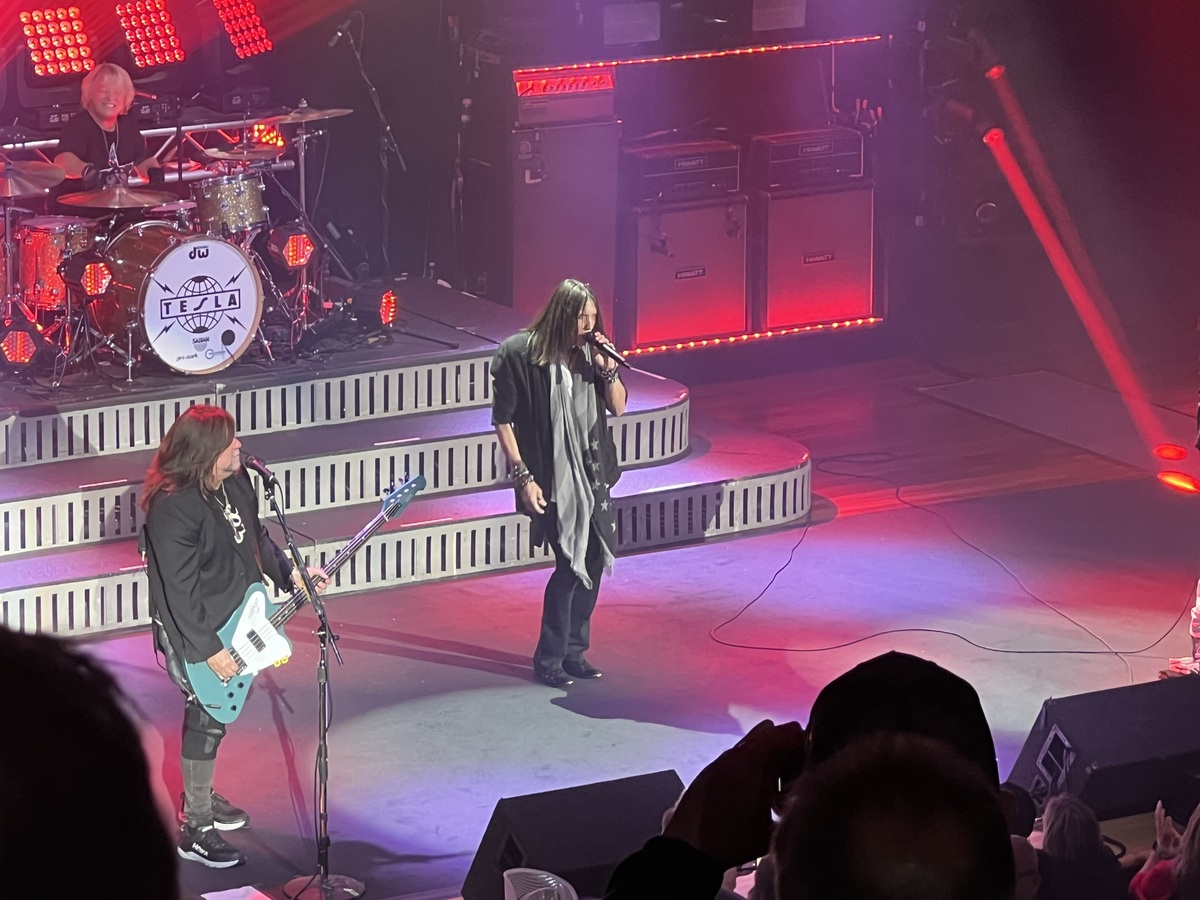 Tesla Concert & Tour History (Updated for 2024) Concert Archives
