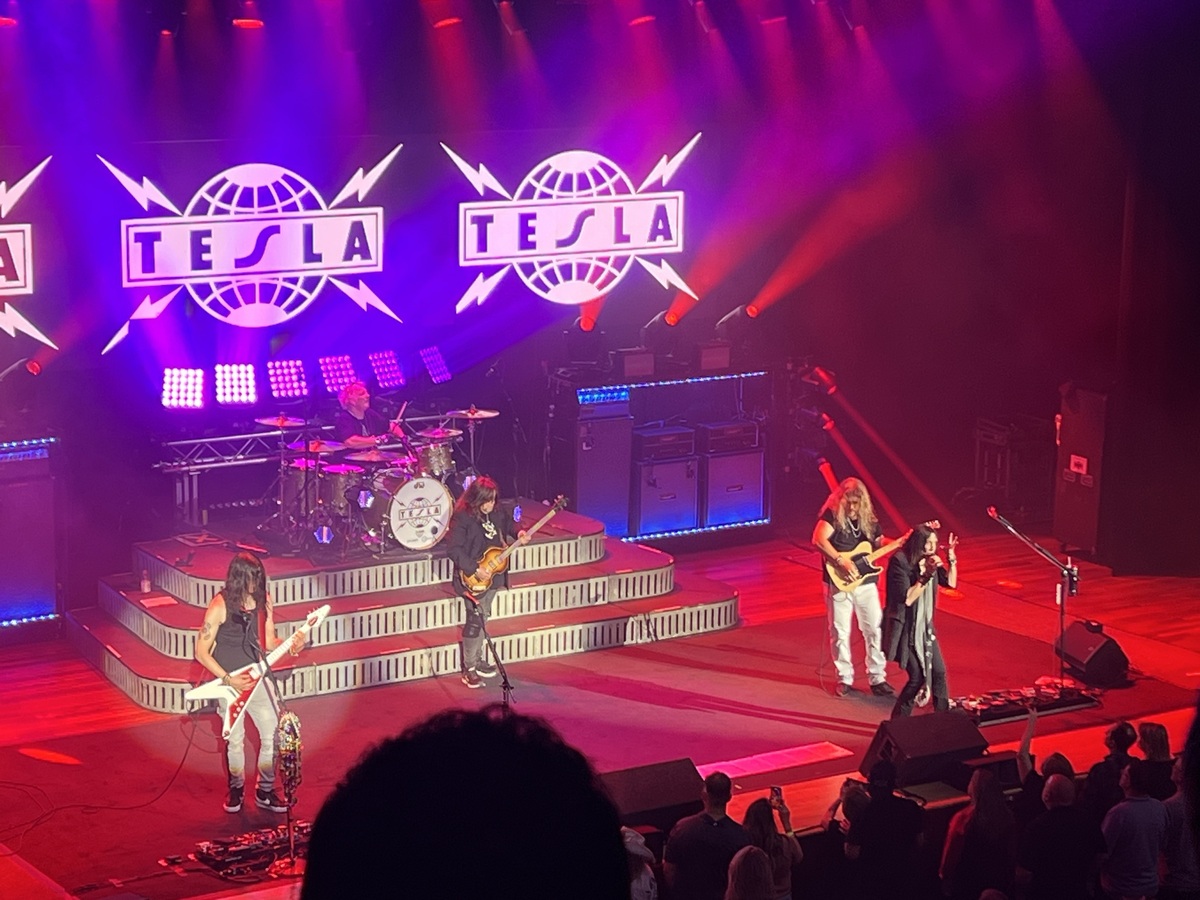 Tesla Concert & Tour History (Updated for 2024) Concert Archives