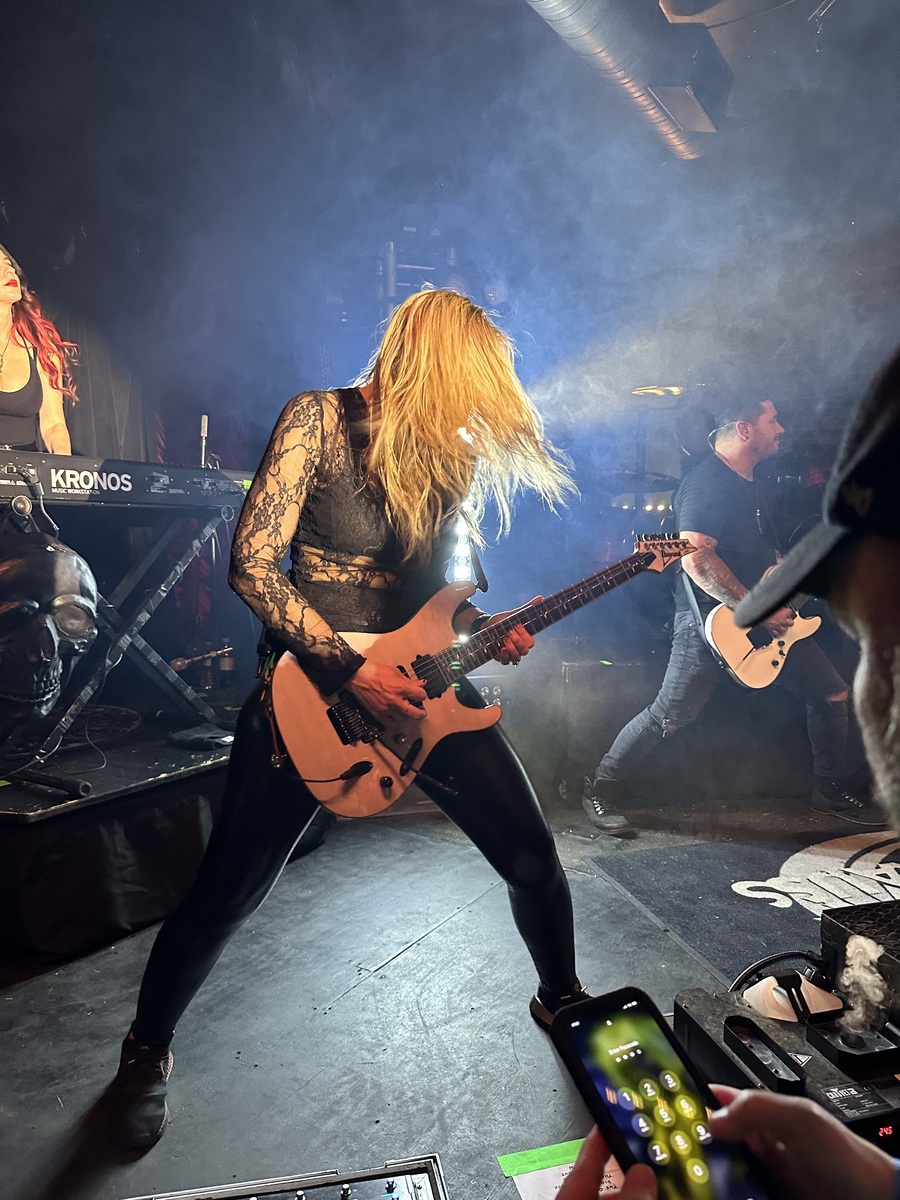 Mar 24, 2024 Nita Strauss / Starbenders / Diamante at Growlers Memphis