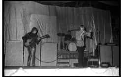 the association / The Yardbirds on Apr 6, 1968 [024-small]