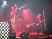 Cheap Trick on Nov 8, 2010 [451-small]
