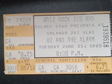 U2 on Jun 21, 1983 [721-small]