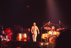 Elton John / The Kiki Dee Band on Dec 2, 1974 [254-small]