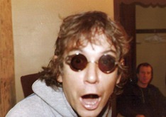 Eric Burdon backstage at Stanley Theater , tags: Eric Burdon & the Animals - Eric Burdon & the Animals on Nov 15, 1983 [627-small]