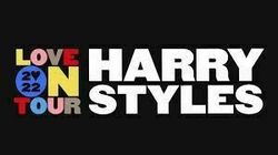 Harry Styles / Madi Diaz on Aug 15, 2022 [849-small]