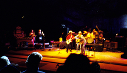 Neil Young / Pretenders on Sep 20, 2000 [604-small]