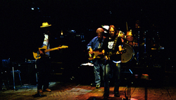 Neil Young / Pretenders on Sep 20, 2000 [605-small]