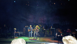 Neil Young / Pretenders on Sep 20, 2000 [607-small]