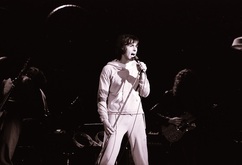 Peter Gabriel on Mar 18, 1977 [373-small]